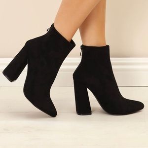 Fashion Nova Heeled Black Booties